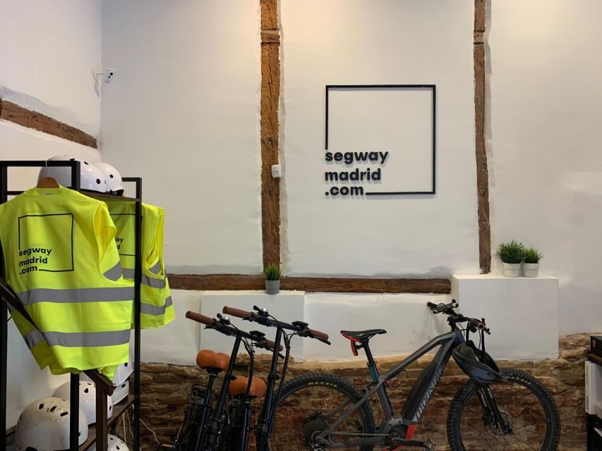 All Madrid: Private Electric Bike Tour around the city - Quick hits