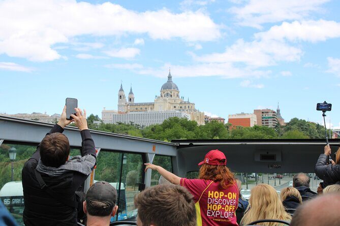 Big Bus Madrid Panoramic City Tour - Reina Sofía and Lavapiés: Art Stops Meet Everyday Madrid