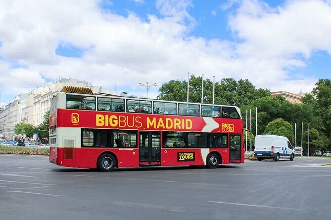 Big Bus Madrid Panoramic City Tour - Royal Palace to Templo de Debod: Big Names, Quick Context