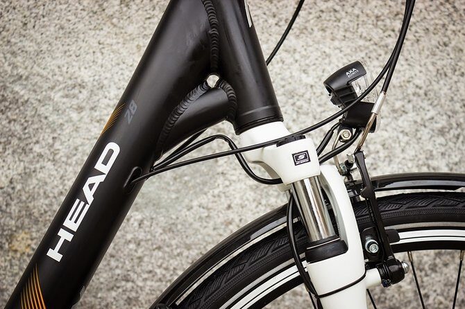 Bike Rental Madrid (full day)– Discover the city your way - Pick up at Rent & Roll Madrid in Retiro: where the day starts