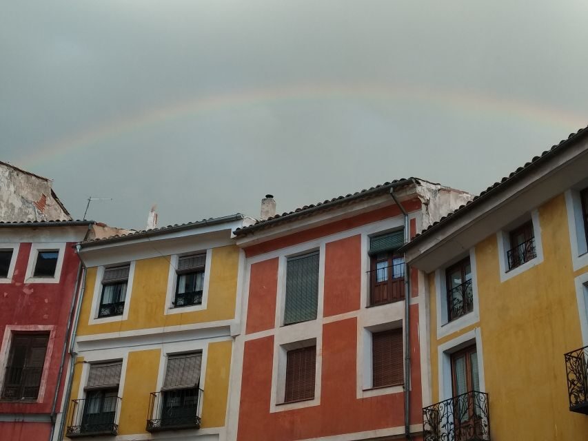 Cuenca: Nighttime Highlights Walking Tour in Spanish - The Fortified City Feel: Streets, Gorges, and the Old Fortress
