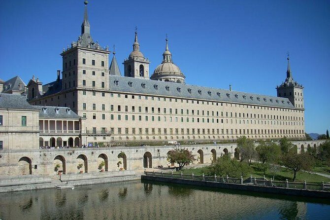 Escorial Monastery and the Valley of the Fallen Tour from Madrid - What to bring: water, layers, and respectful clothes