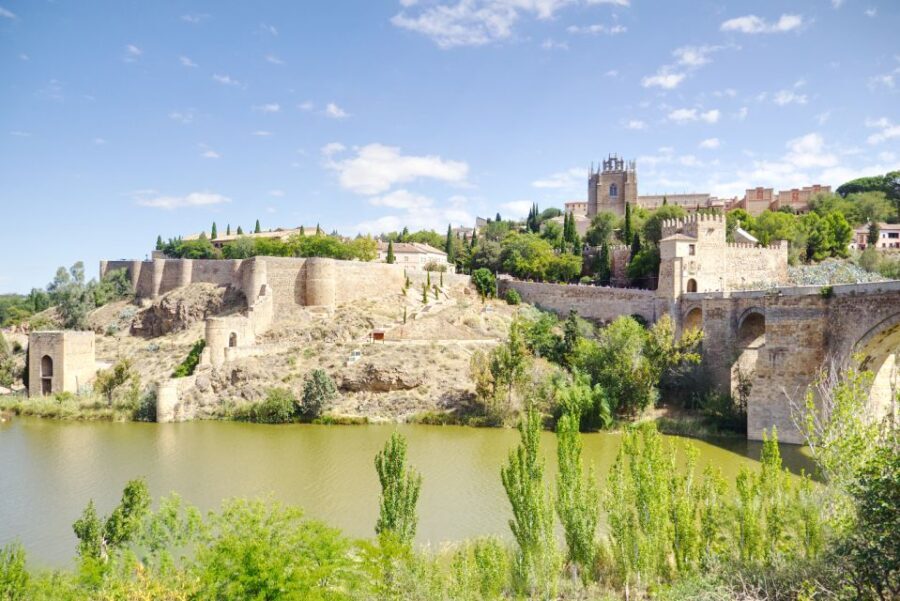 From Madrid: Toledo and Segovia Guided Day Trip - Toledo first: panoramic views that set the tone