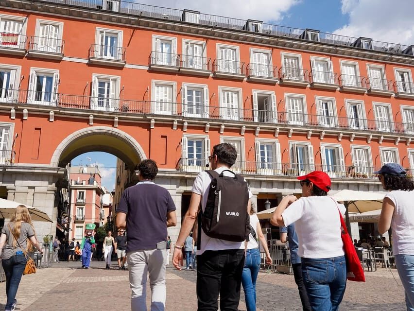 Madrid 3-Hour Sightseeing Tour - Meeting at Julia Travel: how to start without stress
