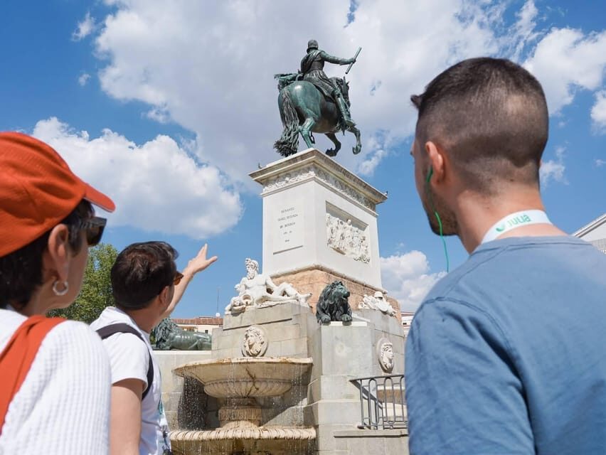 Madrid: 4-Hour Bus Tour with Royal Palace Admission - Key highlights worth your time