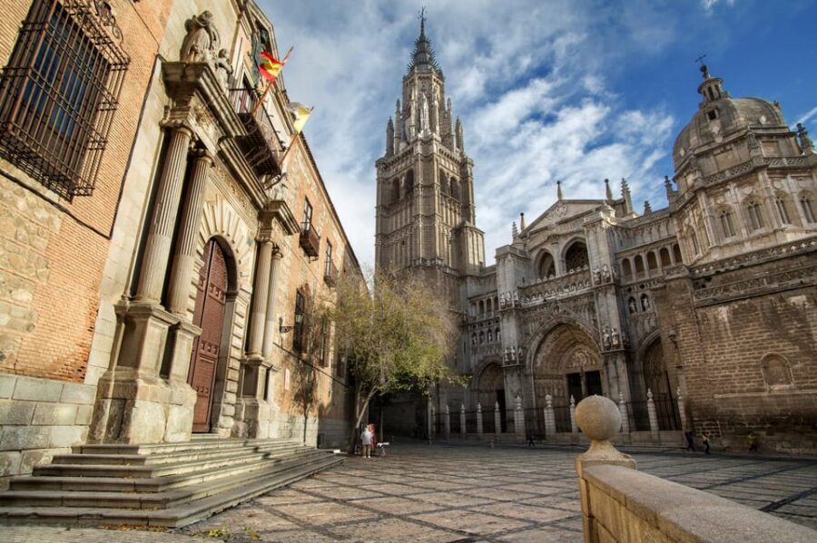Madrid: Day Trip to Toledo with Walking Tour & Small Group - What to Bring for a Comfortable Day in Toledo