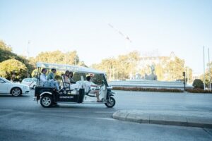 Madrid Express Tour with Local Guide in Eco Tuk Tuk Private - The Madrid Express route: what you’ll see and why it works