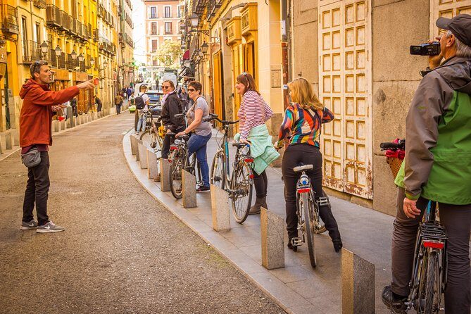 Madrid Highlights Bike Tour - Plaza Mayor and Plaza de la Villa: Old Madrid You Can Actually See