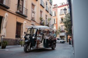 Madrid Historical Tour with Local Guide in Eco Tuk Tuk Private - Where to meet at Plaza de Oriente (Calle Bailén 4 / Puerta del Príncipe)