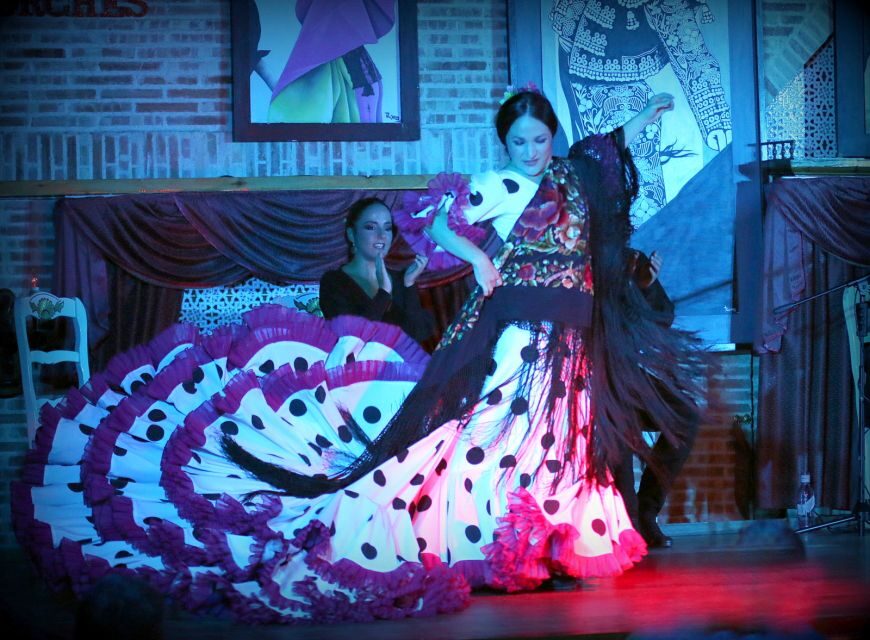 Madrid: Los Porches Flamenco Show with Tapas and Wine Ticket - Your 2-hour rhythm: greeting, tapas and wine, then live flamenco