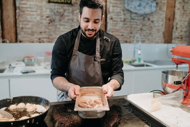 Madrid: Paella & Tapas Cooking Class and Market Visit - Where you meet at Plazuela Anton Martín (and how not to miss it)
