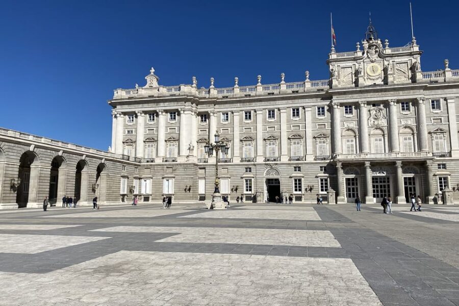 Madrid: Royal Palace Guided Tour Small Group or Private - Royal crowns, scepter, and the objects behind the spectacle