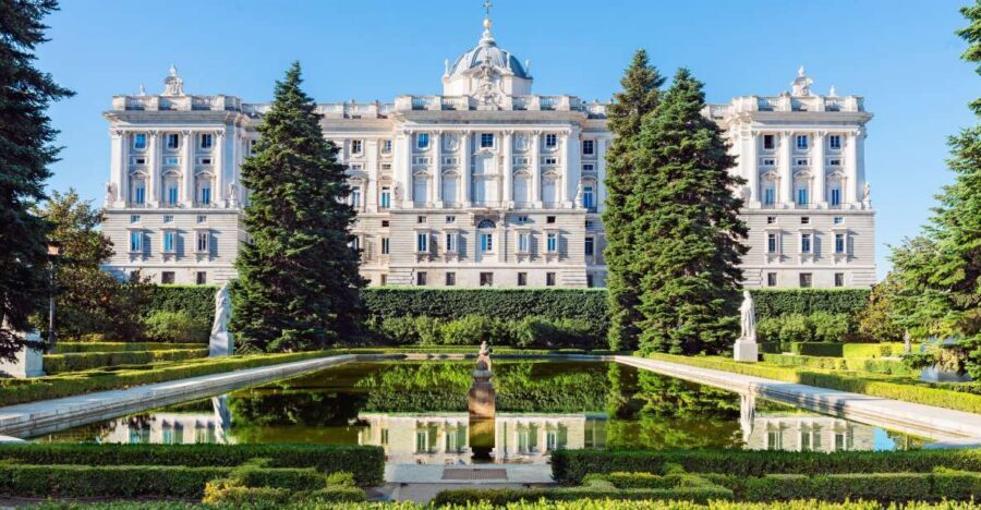 Madrid: Royal Palace Guided Tour with Entry Ticket - Key things to know before you go