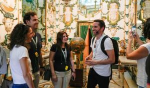 Madrid: Royal Palace Guided Tour with Entry Ticket - The palace setting: Italian Baroque on the old Alcázar site