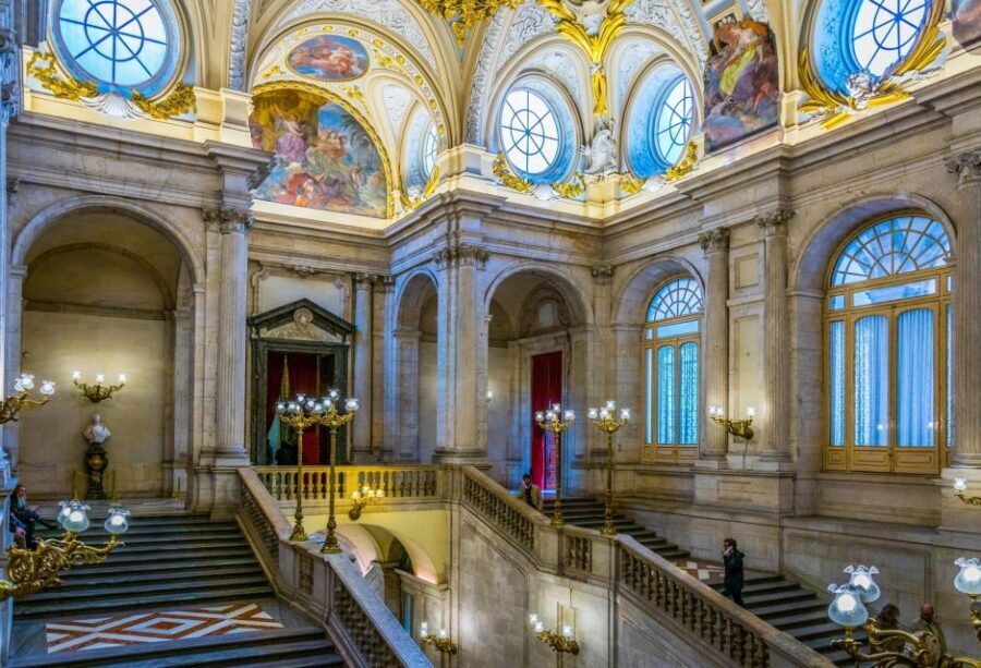 Madrid: Royal Palace Guided Tour with Entry Ticket - Ending with the royal collections: violins, thrones, mirrors, and lions
