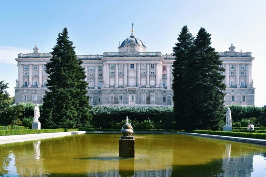 Madrid: Royal Palace Skip-the-Line Entry with Audio Guide - Skip-the-line entry: what you gain in 90 minutes