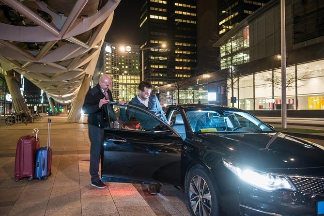 Private transfer departure from City Centre to Madrid Airport - Price and Value: Is $29.50 Worth It?