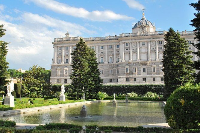 Royal Palace & Prado Museum Skip the Line Guided Tour - Museo Nacional del Prado: Highlights With a Filter (Not Random Wandering)