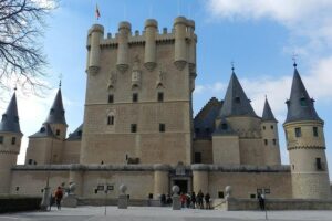Toledo and Segovia Private Tour with Pick-up from Madrid - Meeting Point in Madrid and How Pickup Really Works