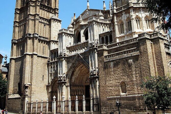 Toledo Essential: Private Visit with Official Guide and Tickets - Why this Toledo route fits real travel time