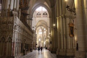 Toledo Half Day Tour with Cathedral, St Tome Church & Synagoge - Zocodover orientation: markets, Arabic roots, and public punishments