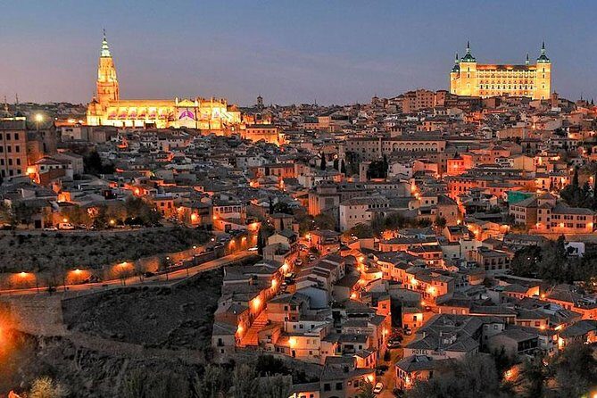 Toledo Half-Day Tour with St Tome Church & Synagoge from Madrid - Plaza de Zocodover: Your Quick Orientation Stop