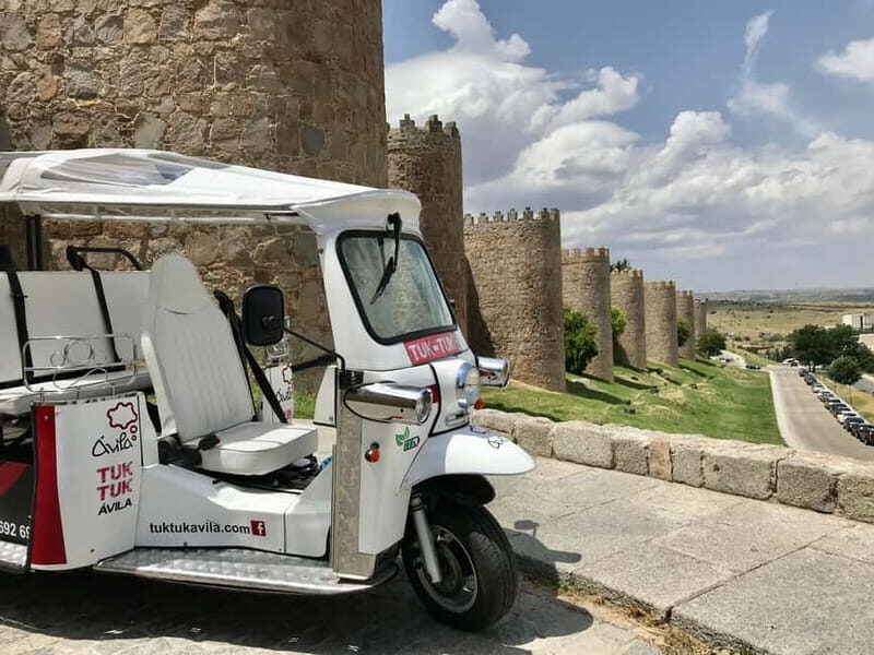 TOUR GUIADO EN TUK TUK POR AVILA 1 HORA - Getting There: Calle San Segundo Start Point Done Right