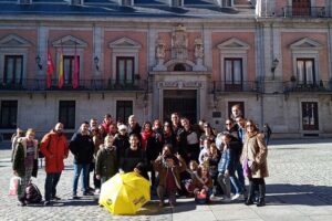 Tour "Madrid of the Austrias" | Old Town ❤️ - Puerta del Sol: El Oso y El Madroño and the city’s pulse