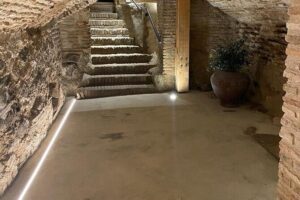 Visit to the Toledo Underground - Starting at Pl. de Zocodover and how the group feels