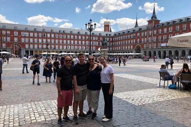 Walking tour around the center of Madrid - Puerta del Sol: Where Madrid Starts Explaining Itself
